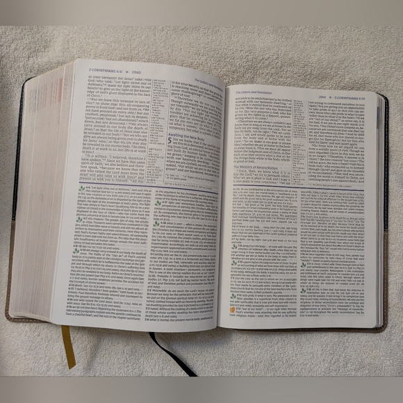 NIV Study Bible Navy Tan Leathersoft Fully Revised Edition Red Letter Comfort Pr - Picture 10 of 11